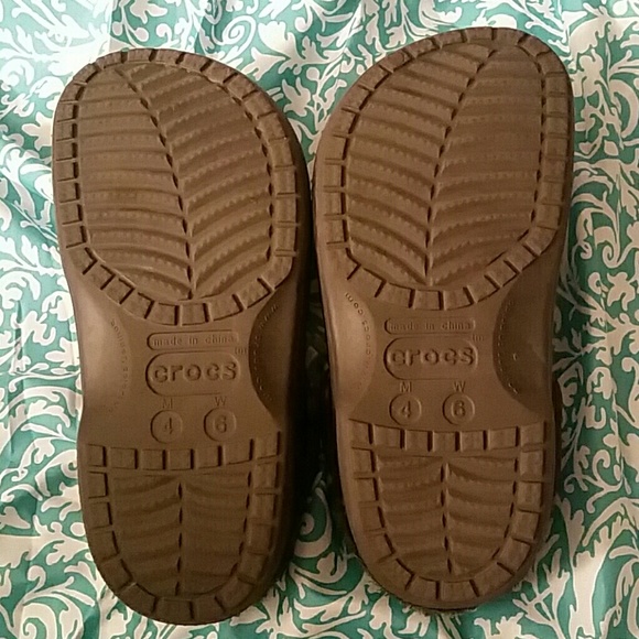 Grey Crocs - Picture 4 of 4