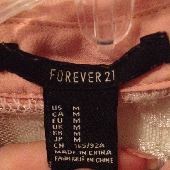 F21 Tank Top🌺 - Picture 2 of 2