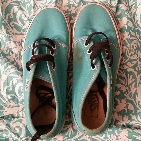 Aqua Vans - Picture 1 of 4