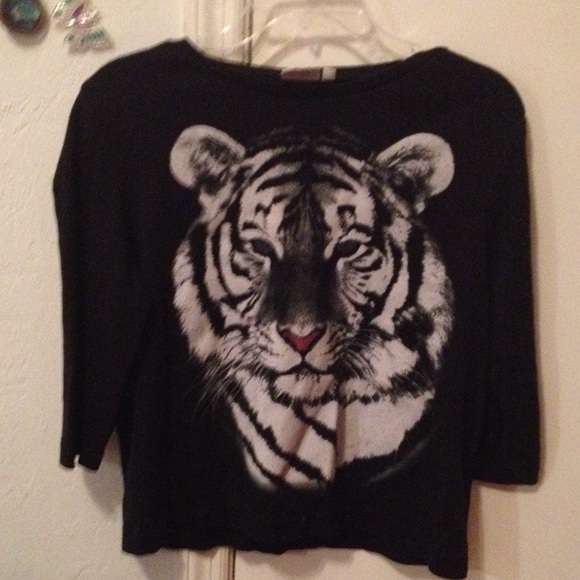 Black Glitter Tiger Sweater - Picture 1 of 2
