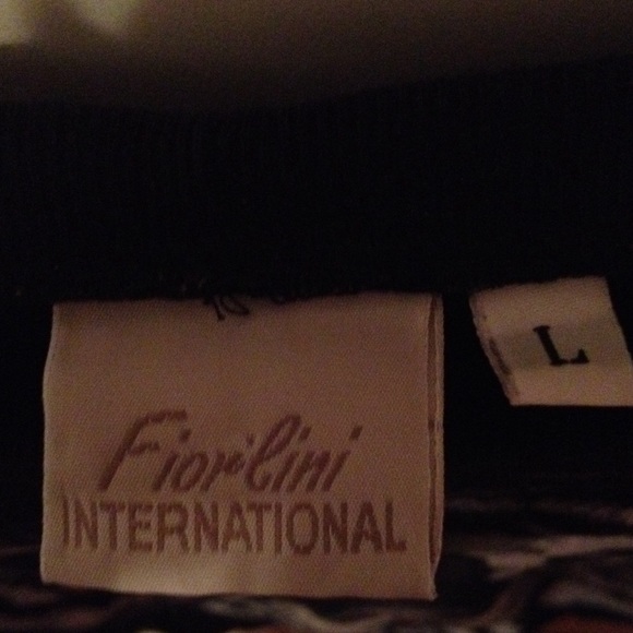 Black Glitter Tiger Sweater - Picture 2 of 2