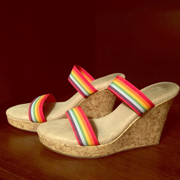 Bright Rainbow Wedges