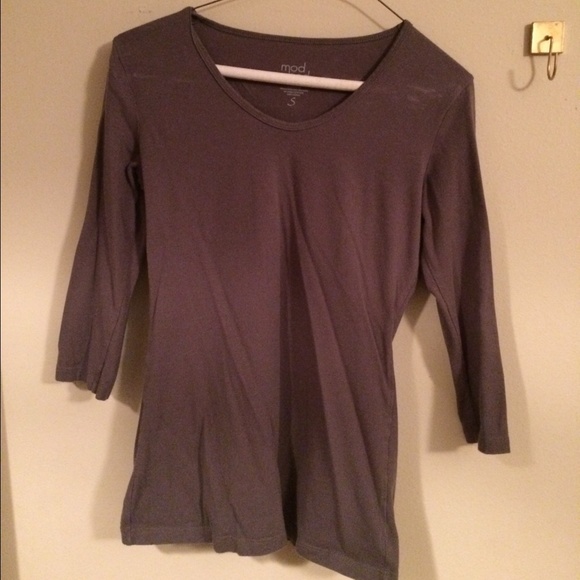 Basic grey quarter sleeve top