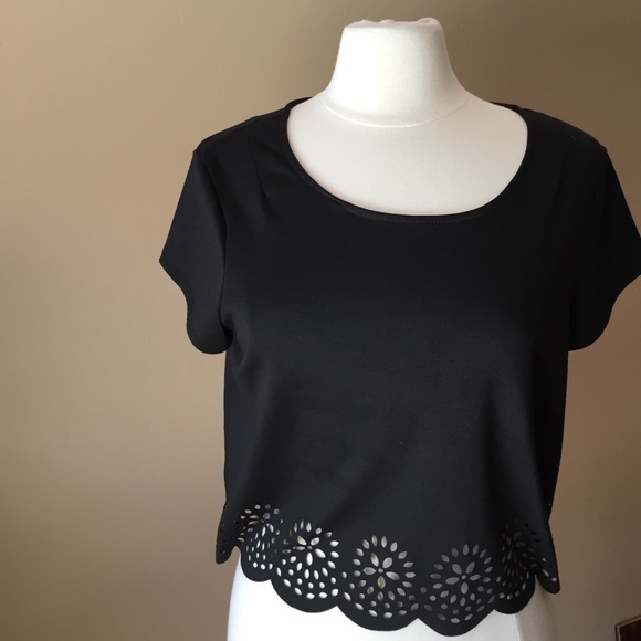Urban Outfitters Tops - 🌷Host Pick 8/29🌷Urban Outfitter Top SilenceNoise