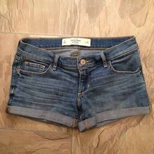 Abercrombie and Fitch Low-rise Denim Shorts Size 0