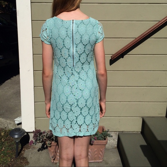 Dress - Picture 3 of 3