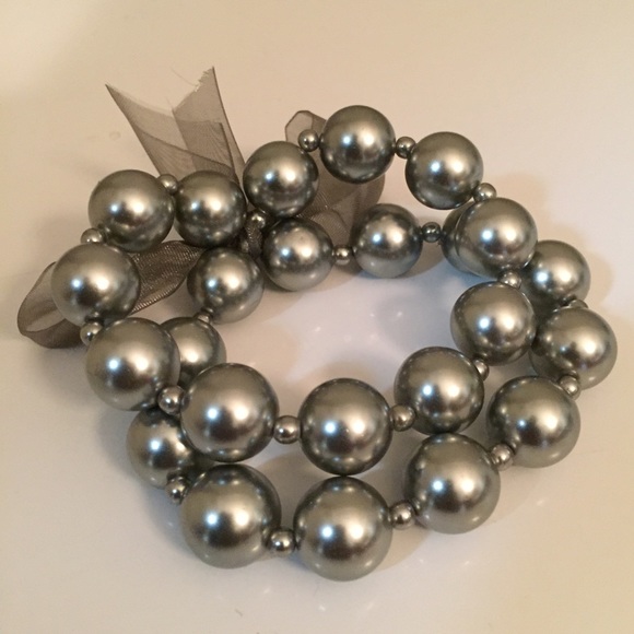 🔴 2 Row Pearl w/ Ribbon Stretch Bracelet Set💫 - Picture 3 of 3