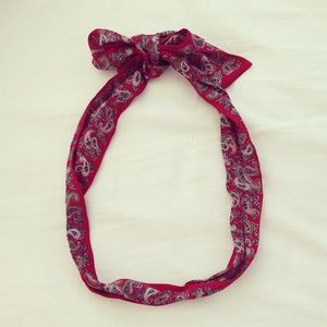 ❤️ HP ❤️ 100% Silk Red Paisley Headband