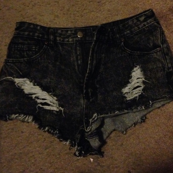Black Acid Wash Distressed High Waisted Shorts