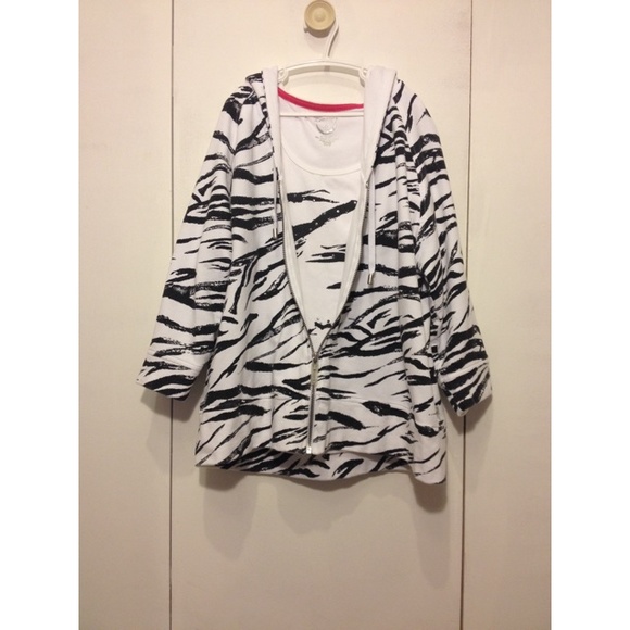 Zebra print tank top & hoodie