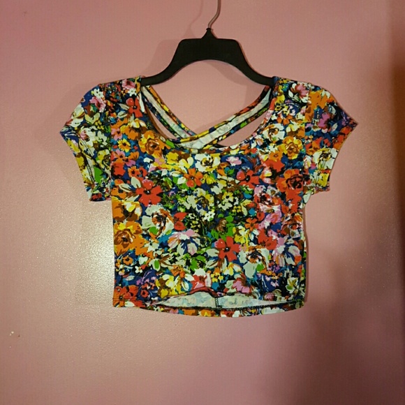 Criss cross crop top