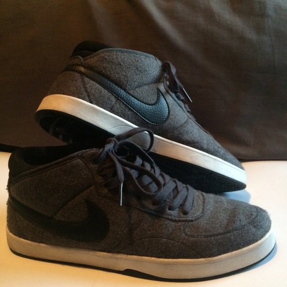 Nike Lunarlon RARE - size 9