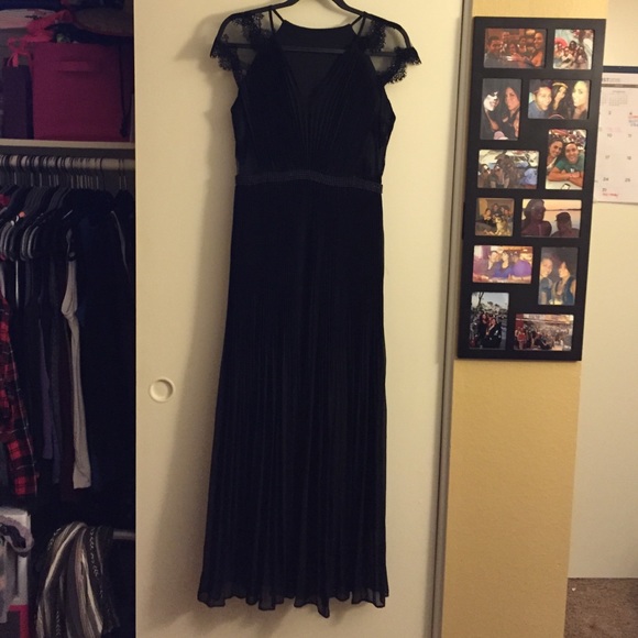 Gorgeous Black Dress