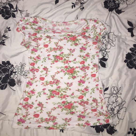 FLORAL T-SHIRT size small