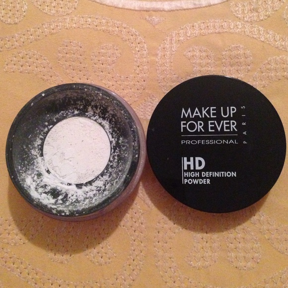 Makeup Forever HD Translucent Powder