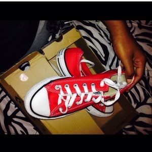 Red converse
