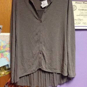 Grey flowy shirt