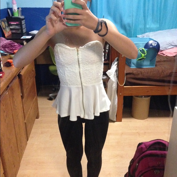 Cute zipper top