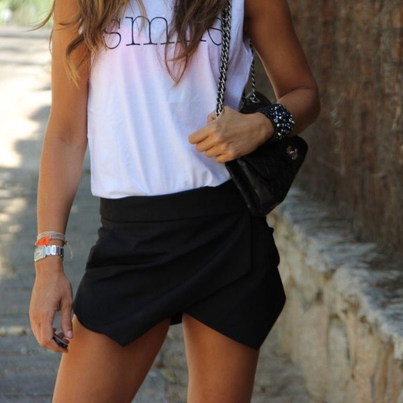 Forever 21 Dresses & Skirts - NWOT Black Asymmetrical Skort