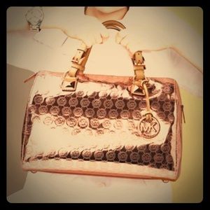 Michael Kors large Grayson Satchel New without tag