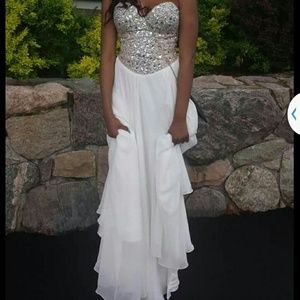 IVORY Prom dress