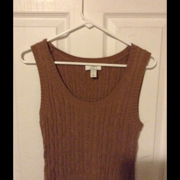 Sweater vest - Picture 2 of 3