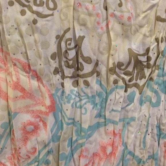 Top - Picture 3 of 4