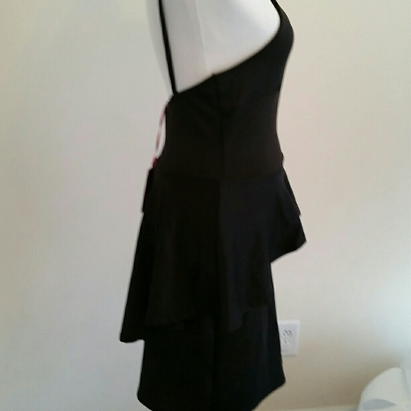 Black peplum dress - Picture 2 of 4