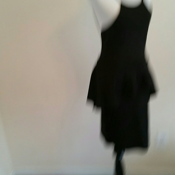 Black peplum dress - Picture 4 of 4