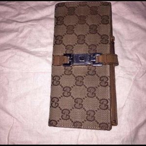 Authentic Gucci Wallet