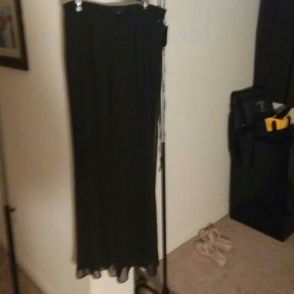 Dressy black pants/slacks