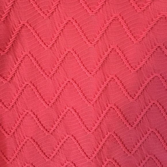 Coral casual dress! - Picture 2 of 3