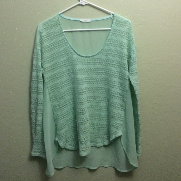 Flowy aqua green top