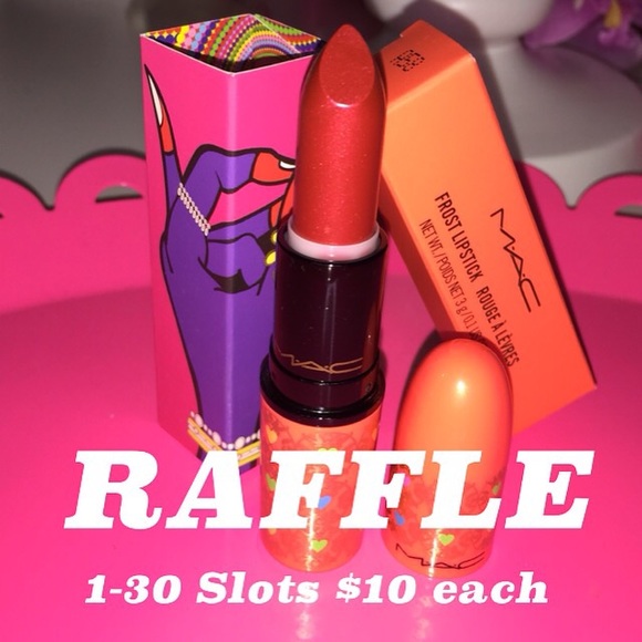 I am raffling my beautiful BNIB MAC KISS MANISH - Picture 1 of 1