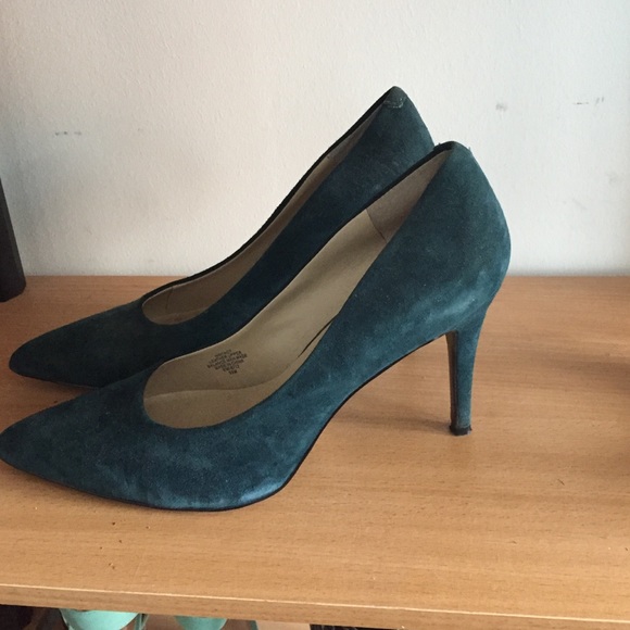 Nine West Teal Suede Pumps - Picture 2 of 2