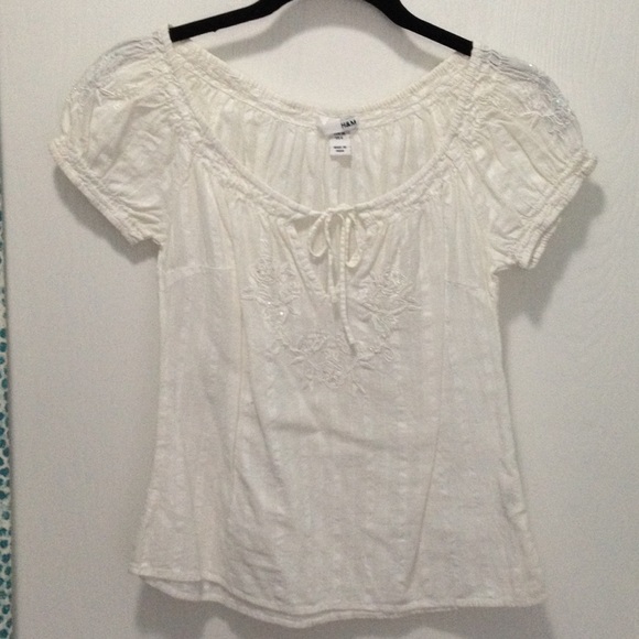 Embroidered Beaded White Top - Picture 2 of 4