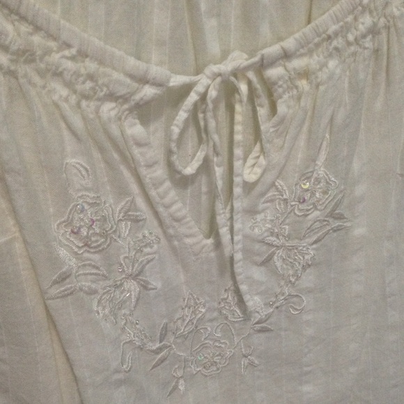 Embroidered Beaded White Top - Picture 3 of 4