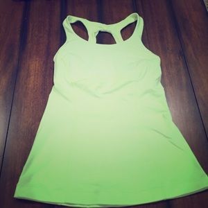 Size 2 Lulu lemon workout tank-NWOT