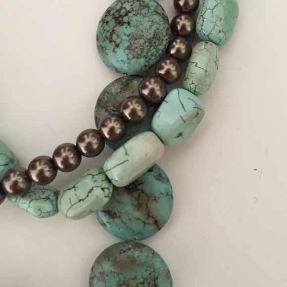 Turquoise Necklace - Picture 3 of 3