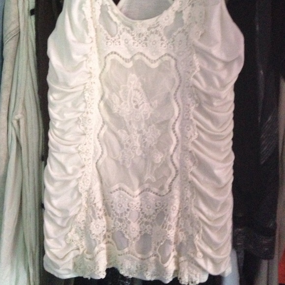 Mandee tank top - Picture 3 of 3