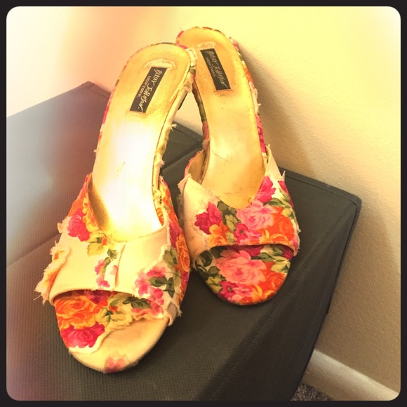 Betsey Johnson Slip on heels