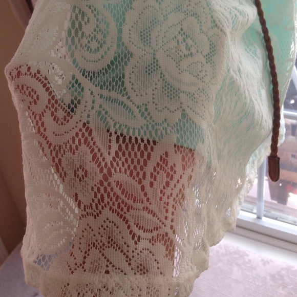 Dress size large - Picture 2 of 3