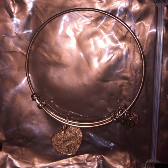 Susan Grover bracelets, unopened until pics taken - Picture 3 of 4