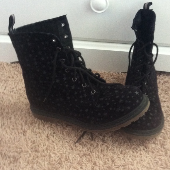 Boot bundle - Picture 2 of 4