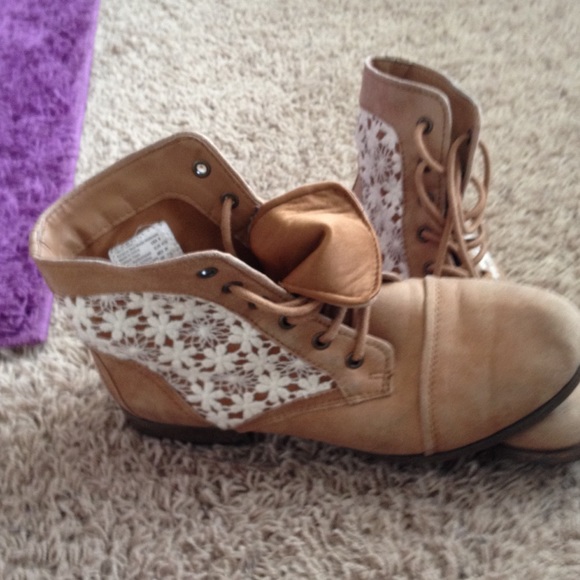 Boot bundle - Picture 4 of 4