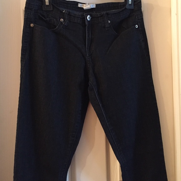 Black skinny jeans