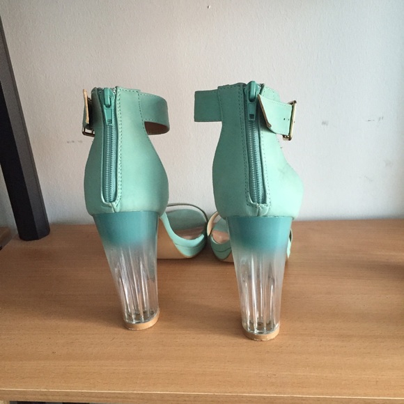 Glaze Ombré Heels Sz 10 - Picture 2 of 3