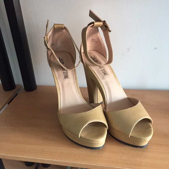 Leila Stone Nude Platform Sandals Size 9.5 - Picture 2 of 3