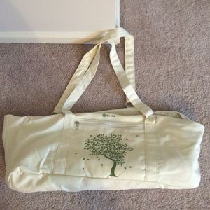Gaiam yoga mat bag and strap