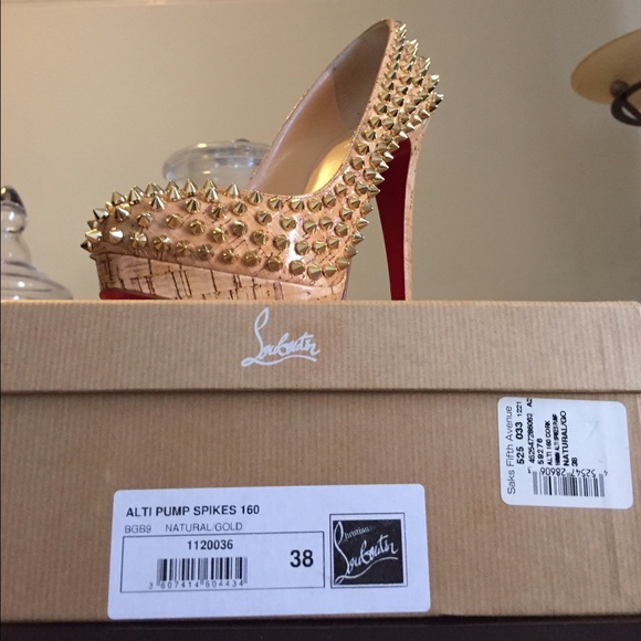 Christian Louboutin Alti Pump - Picture 3 of 4